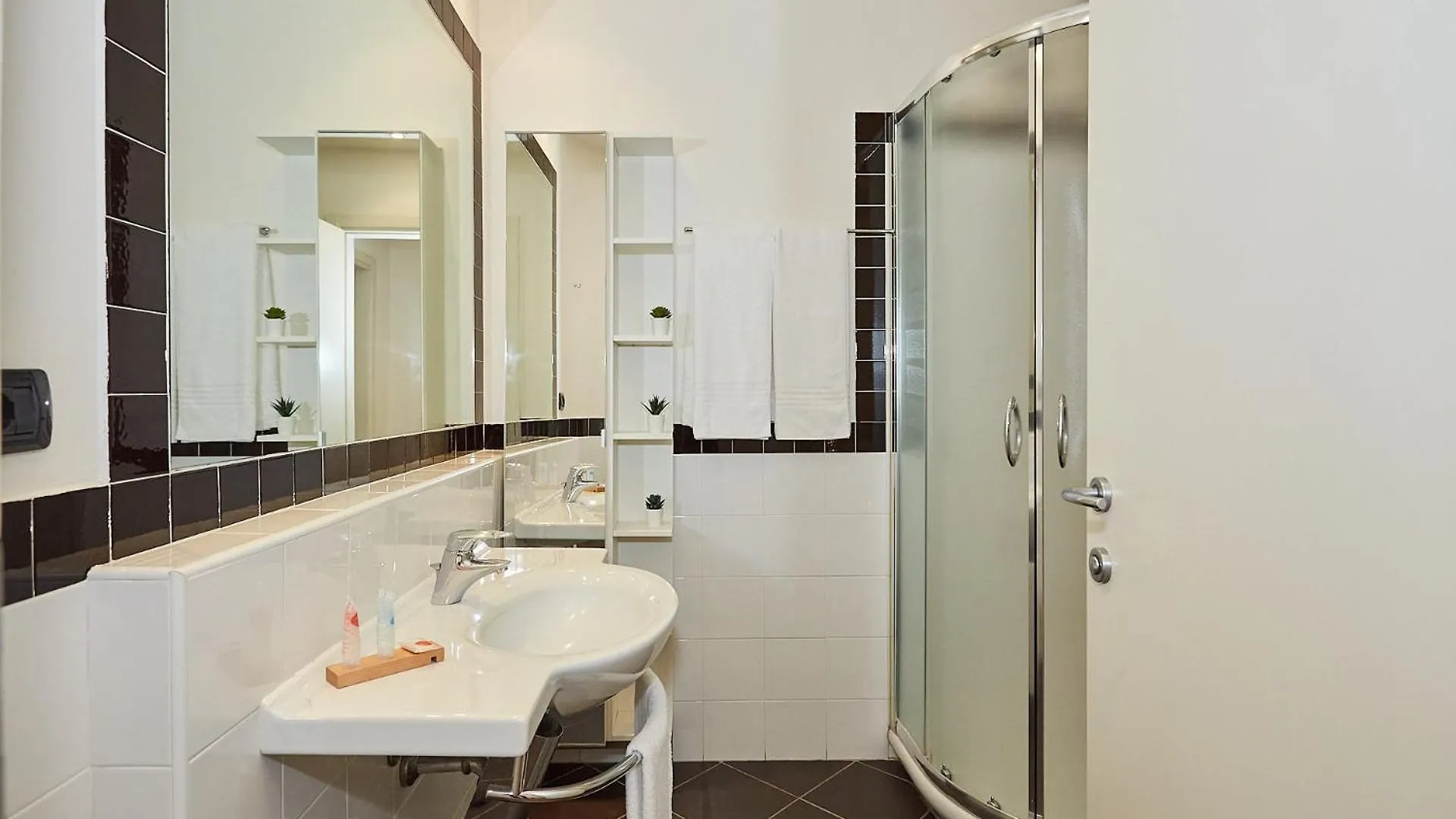 Apartment Pier Capponi Studios Mailand Italien