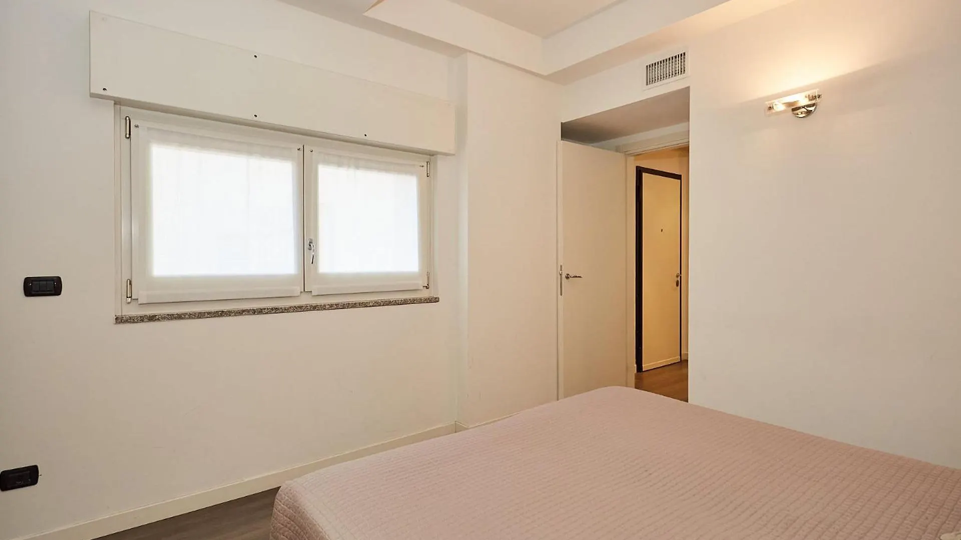 Apartment Pier Capponi Studios Mailand