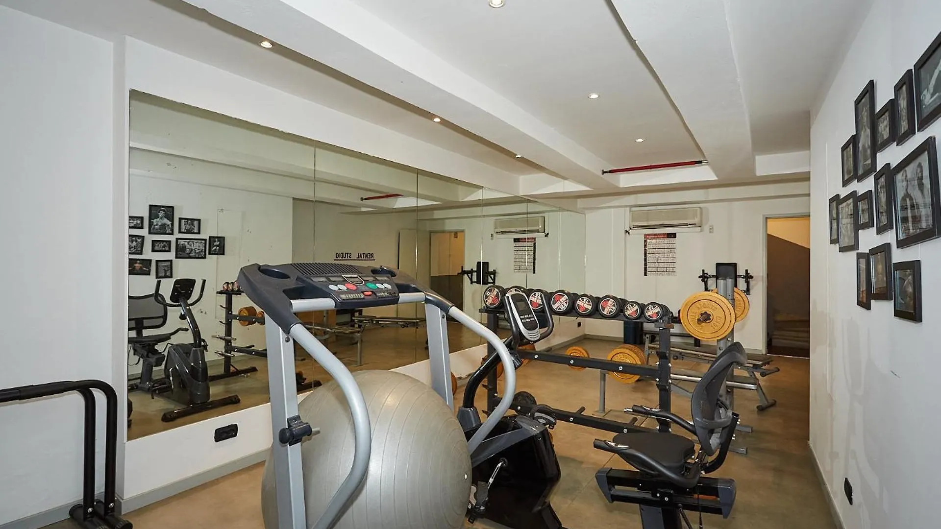 Appartement Pier Capponi Studios Milaan
